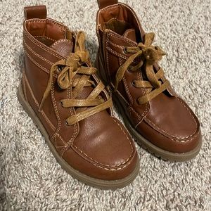 🛑SOLD🛑🛑🛑 SOLD🛑Toddler Boy Boots, The Children’s Place (Size: 10)
